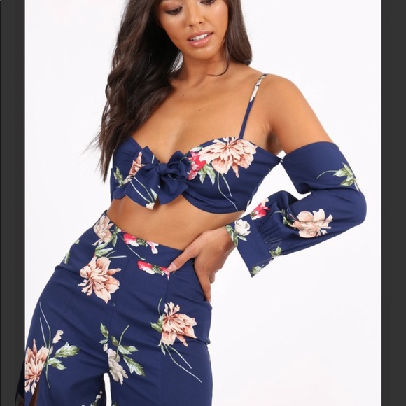 Navy Floral Cold Shoulder Set - Picture 5 of 5